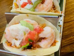 鲜虾牛油果塔塔-Famous肥猫墨西哥音乐餐吧(五棵松华熙LIVE店)