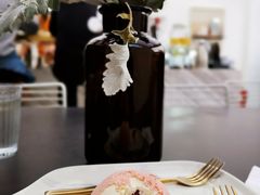 -UNI UNI(环亚凯瑟琳店)