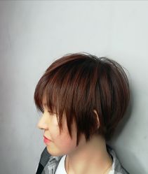 -变画·发型STUDIO