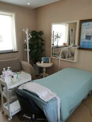 -YooMee优美智能科技美肤机构