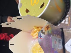 -麦当劳(新城市广场店)
