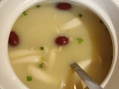 虫草花鸡汤-肘子酥·天津菜·特色捞面(德云社店)