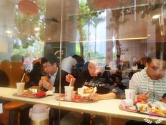 -麦当劳(华融店)