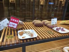 -焙丽拾光(麦凯乐直营店)