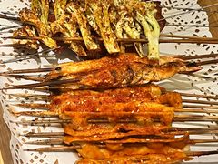 -聚串门儿·东北烧烤(信义坊店)