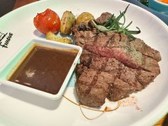 干式熟成牛排M9西冷-Famous肥猫墨西哥音乐餐吧(五棵松华熙LIVE店)