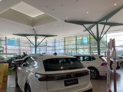 -上海天泽上汽大众销售店(杨浦区店)