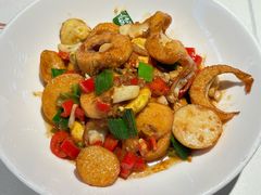 -阿瓦山寨·湘菜现炒·剁椒鱼头王(咸阳总店)