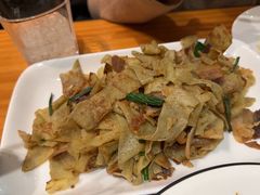 -莲餐厅·湖北菜·潜江小龙虾店(愚园路店)