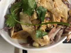 手撕葱油鸡-东山茶寮(新安店)