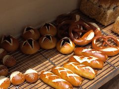 -沁屋面包店(人民东路店)