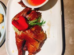 脆皮童子鸡-新白鹿餐厅(金鹰新街口店)
