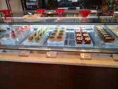 面包甜点陈列柜-济南凯宾斯基酒店-THE VIEW云景全日制餐厅