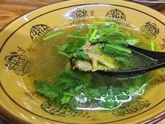 牛肉汤-锅贴大王南翔小笼(临沂二村店)