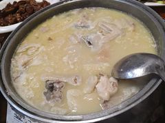 -侠成水上农庄(工业大道店)