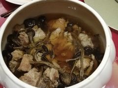 -深圳君逸国际酒店(龙岗横岗塘坑地铁站店)