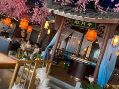 -荷塘秋月·本帮江浙菜(国权路店)