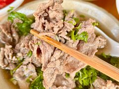 -大众跷脚牛肉馆·非遗传承单位(峨眉山店)