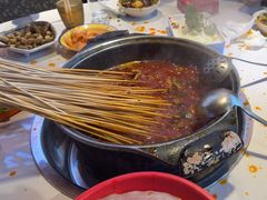 -钢管厂五区小郡肝串串香(蜀都万达店)