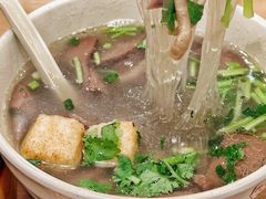 -佬钱湾仔(衣裳街店)