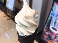 芝芝脆筒-喜茶(上海兴业太古汇店)