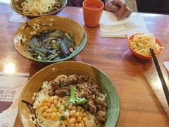 -憨胖妈重庆小面(九原店)