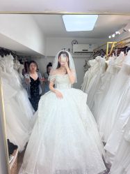 -NaNa婚纱礼服馆