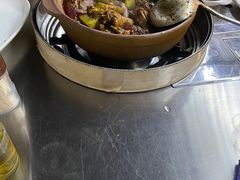 -胡须佬鸡煲四季火锅店(石厦西村直营店)