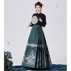 -租旗袍租礼服馆