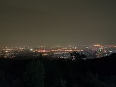 -鬼笑石后山停车场