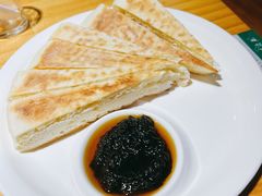 地锅馍-小小河边鱼(天润城店)