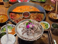 -萍姐火锅·公路夜市(武汉首店)