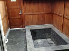 -大连步云山老汤度假山庄