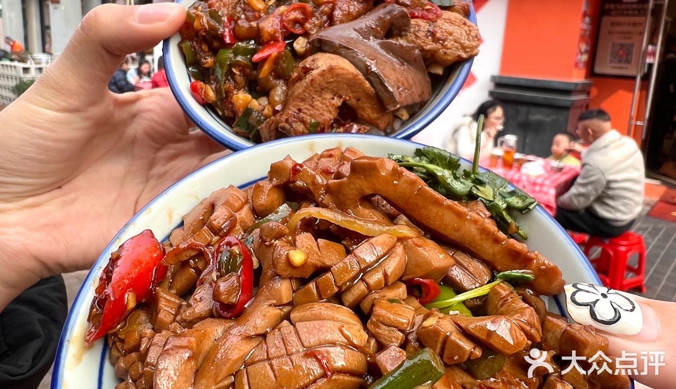 妈呀太香了 「荆九爷爆炒桥头三嫩(万达广场店)」