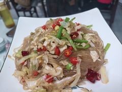 -秦扬居特色菜馆(上王村)