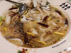 -渔语鱼新川菜Bistro(万象天地店)