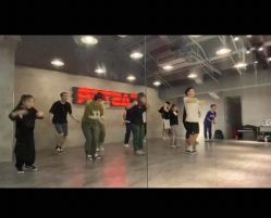 点击看大图 -CASTER跳舞俱乐部