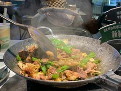 -费大厨辣椒炒肉(黄兴中心广场店)