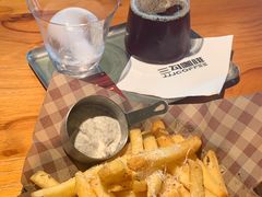 -三勾JJJ Burger&Coffee(梅溪湖店)