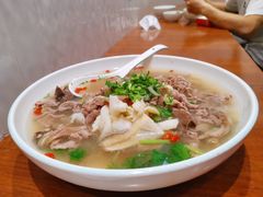 -犇逸·乐山跷脚牛肉·四川现炒(览海店)