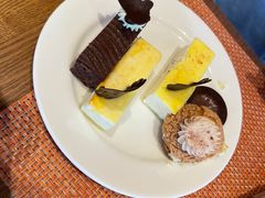 -松咖啡自助餐厅·松北香格里拉