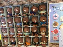 -LINE FRIENDS Garosu-gil Flagship Store