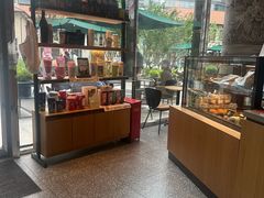 -星巴克(上海长宁来福士1F店)