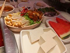 -海底捞火锅(杭州庆春路夜宵主题店)