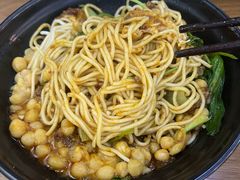 -耙豌豆重庆小面