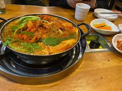 -喇喇排骨火锅·传统韩式脊骨汤(望京西园总店)