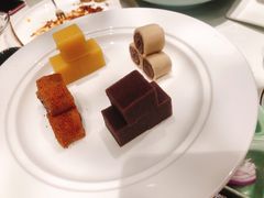 宫廷点心拼盘-羲和雅苑•北京烤鸭(陆家嘴中心店)