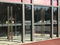 -国药中服免税(北京坊店)