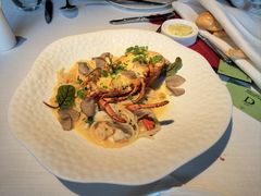 -弦月窗LUNETTE BY AMANDA(复兴路店)