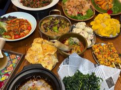 -老滇山寨•云南特色菜•地方菜•民族风情歌舞表演(金碧店)